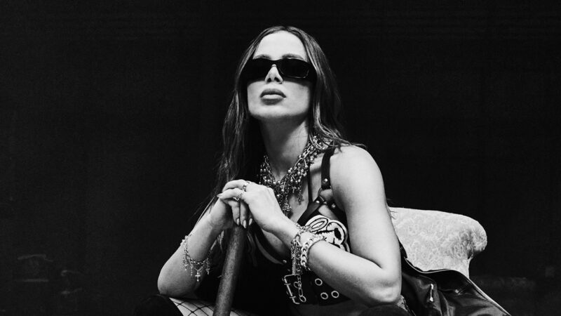 Anitta detalha apoio de Ian Bortolanza e celebra equilíbrio entre trabalho e vida pessoal