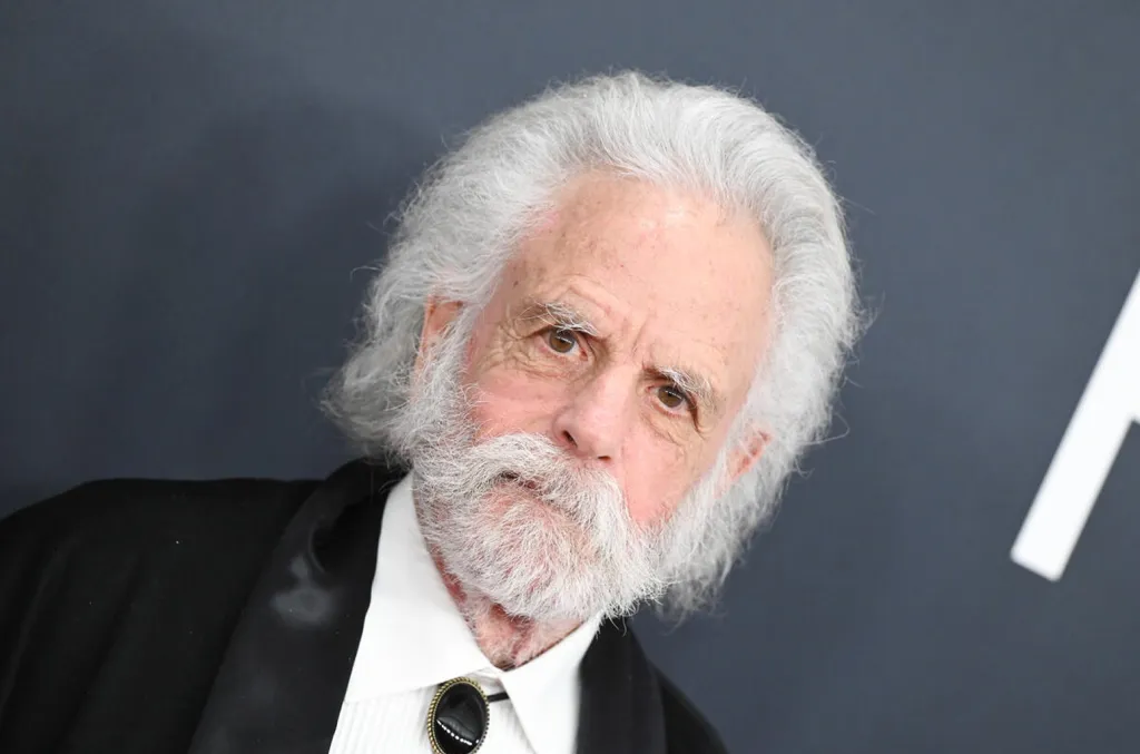 San Francisco reúne fãs para celebrar a vida de Bob Weir em evento “Homecoming”