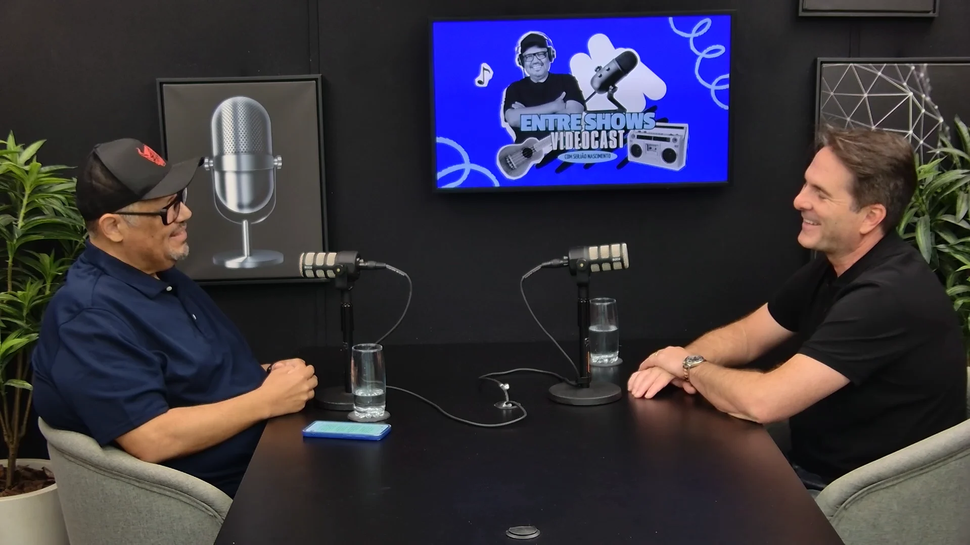 Estreia do videocast “Entre Shows” revela bastidores do Multiplace Mais com Bruno Lawall