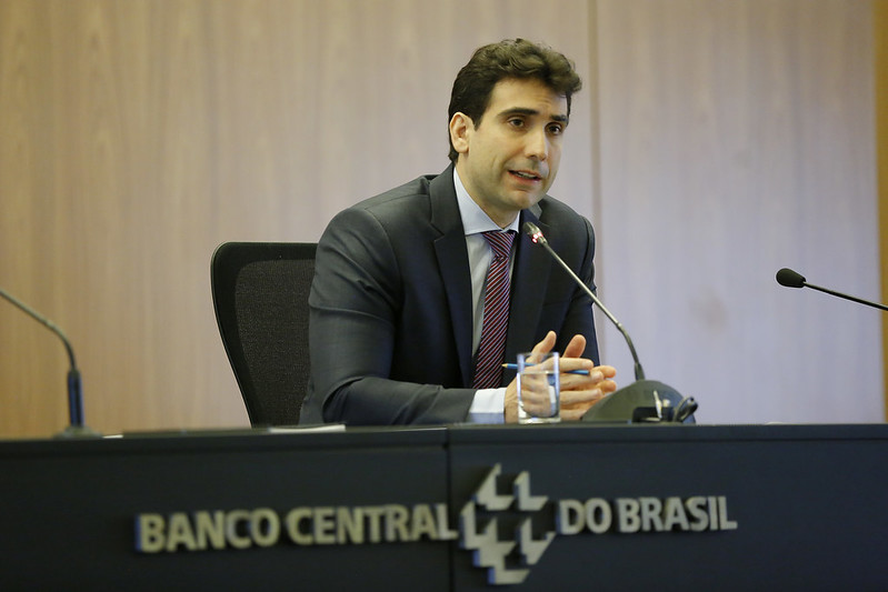 Galípolo assina manifesto em defesa da autonomia do Fed