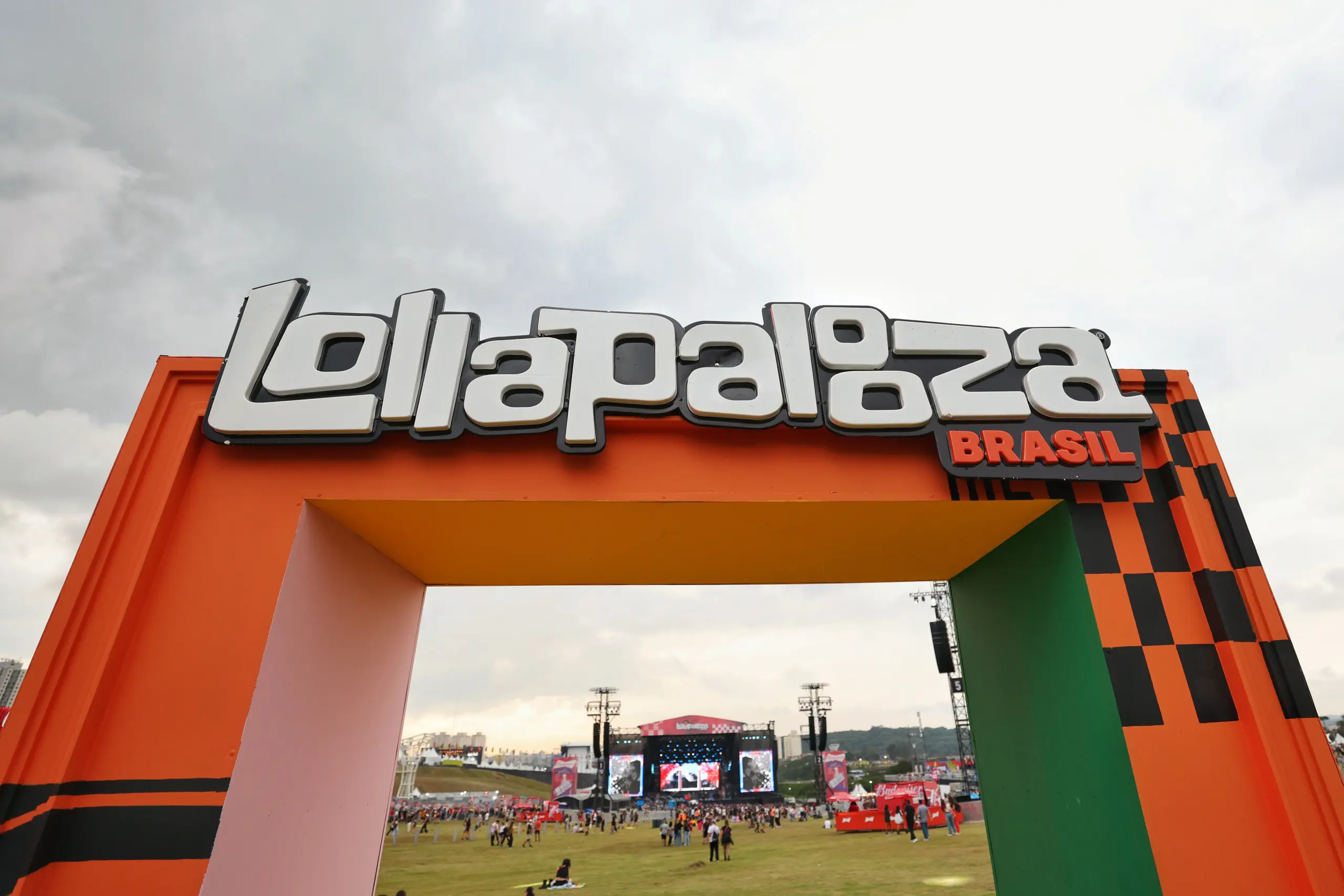 CAPRICHO firma parceria editorial com o Lollapalooza Brasil 2026