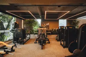 Academia de luxo SIX Sport Life cobra R$ 3,5 mil mensais e planeja expansão nacional