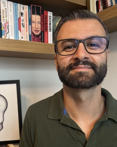 Inteligência artificial ganha espaço no planejamento de tatuagens no Brasil