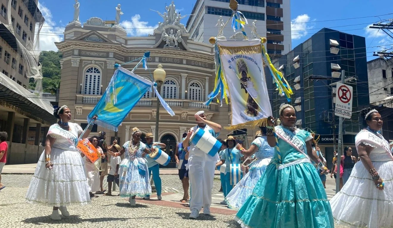 Oficina gratuita de fotografia documenta Carnaval de rua no Centro Histórico de Vitória
