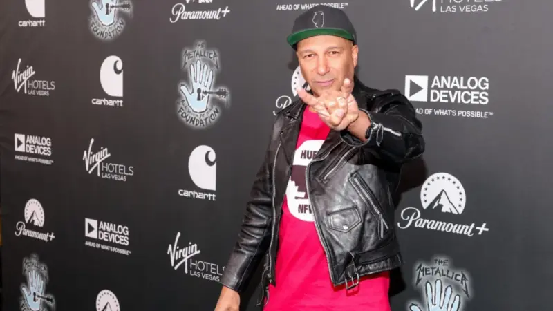 Tom Morello anuncia show-benefício em defesa de Minnesota e contra o fascismo