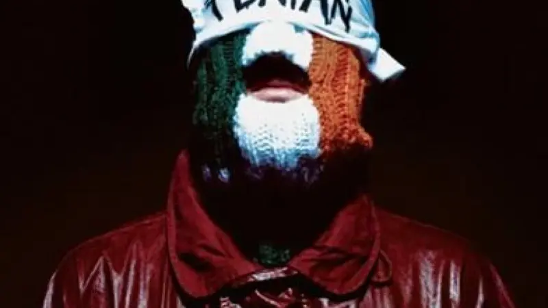 Kneecap detalha novo álbum “FENIAN” e lança single “Liars Tale”