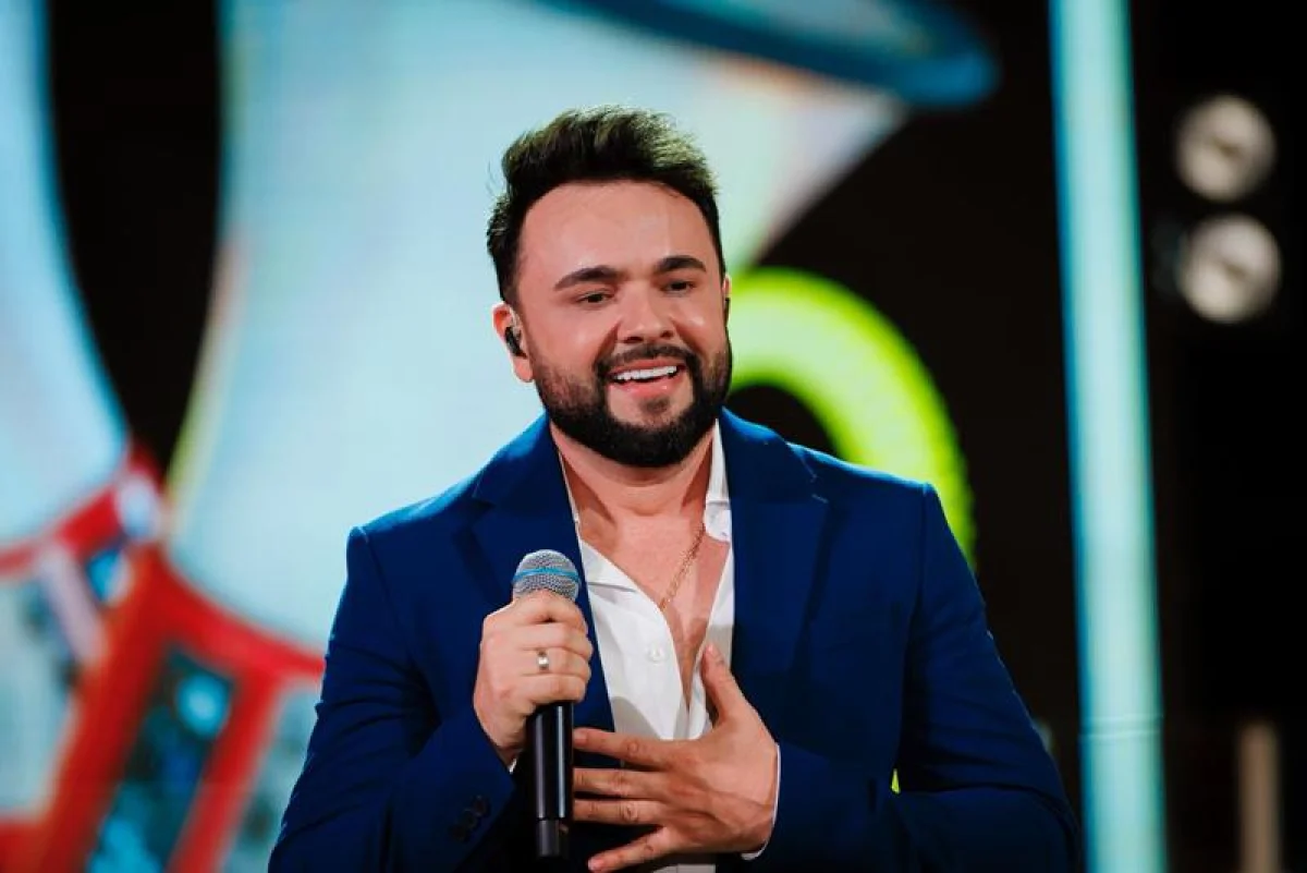 Ale Viera e Cleber & Cauan mantêm “Foguinho” no topo das rádios em 2026