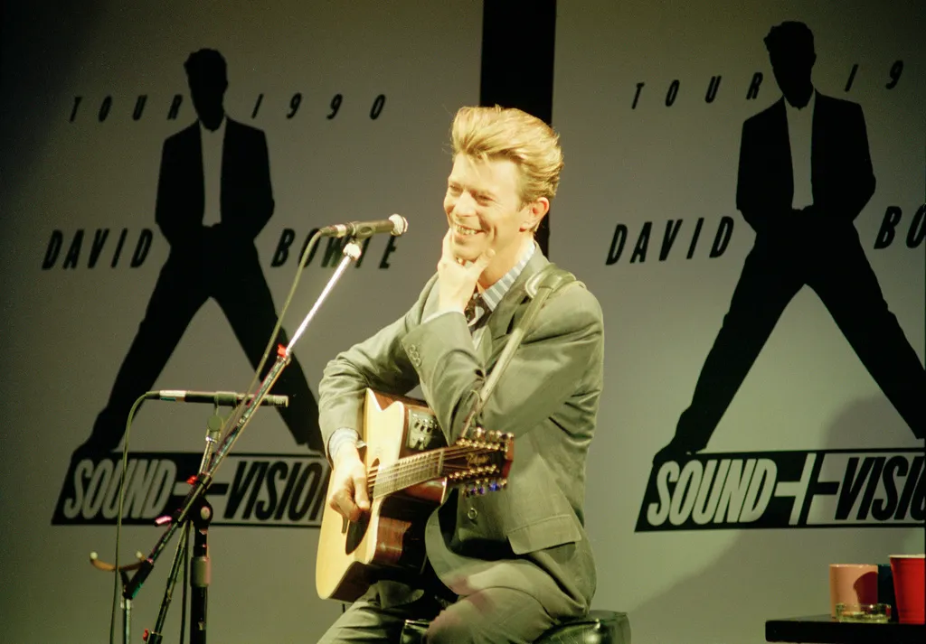 Dez anos sem David Bowie: legado de reinvenção e influência