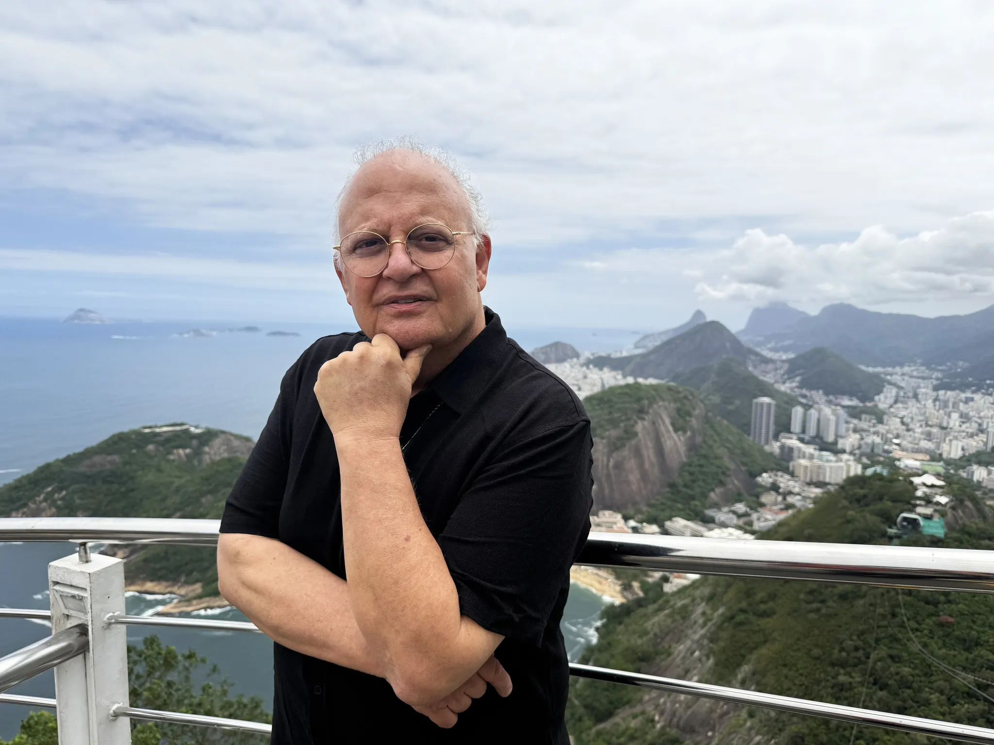 Guilherme Arantes comemora 50 anos de carreira solo com novo álbum e turnê