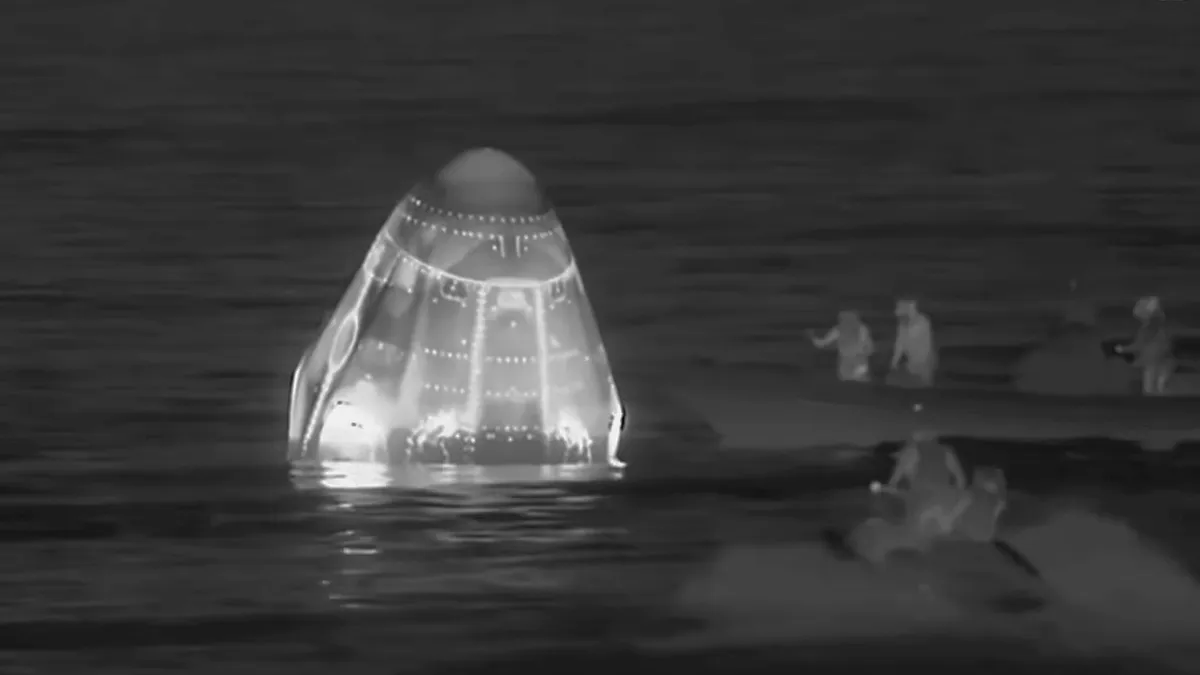 Reentrada da cápsula Dragon da SpaceX gera rastro luminoso no céu do Oeste dos EUA
