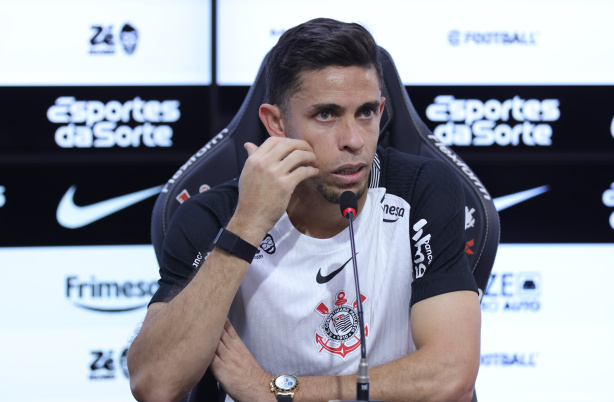 Gabriel Paulista revela ansiedade para estreia pelo Corinthians