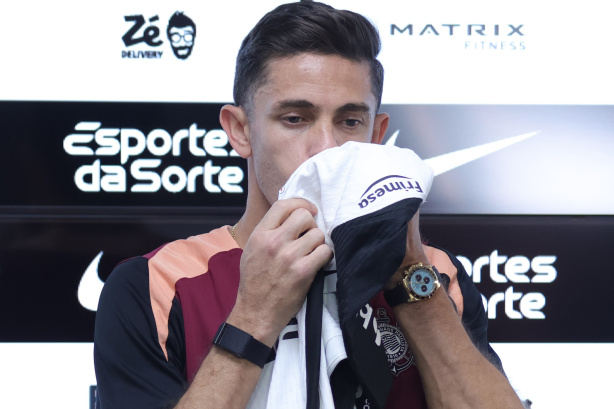 Gabriel Paulista explica recusa a outro clube e se coloca à disposição para atuar como lateral no Corinthians