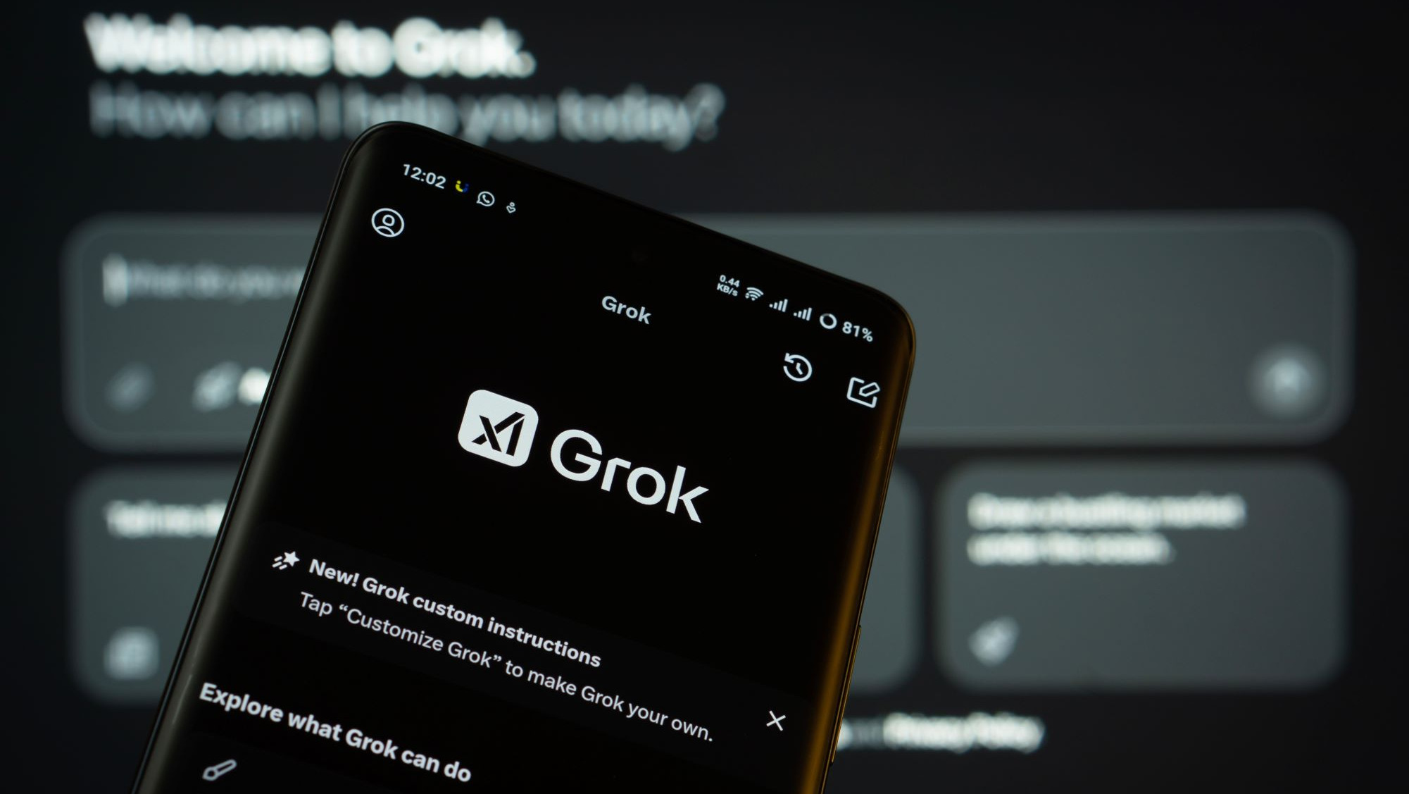 Idec solicita que governo suspenda uso do Grok no Brasil