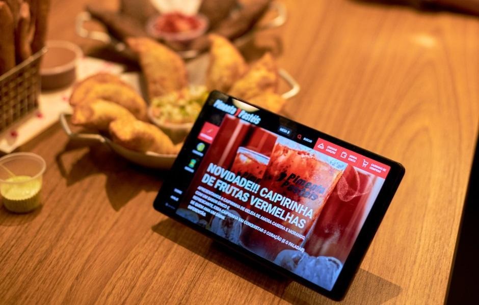 Goomer movimenta R$ 4 bilhões em 2025 e acelera digitalização do foodservice