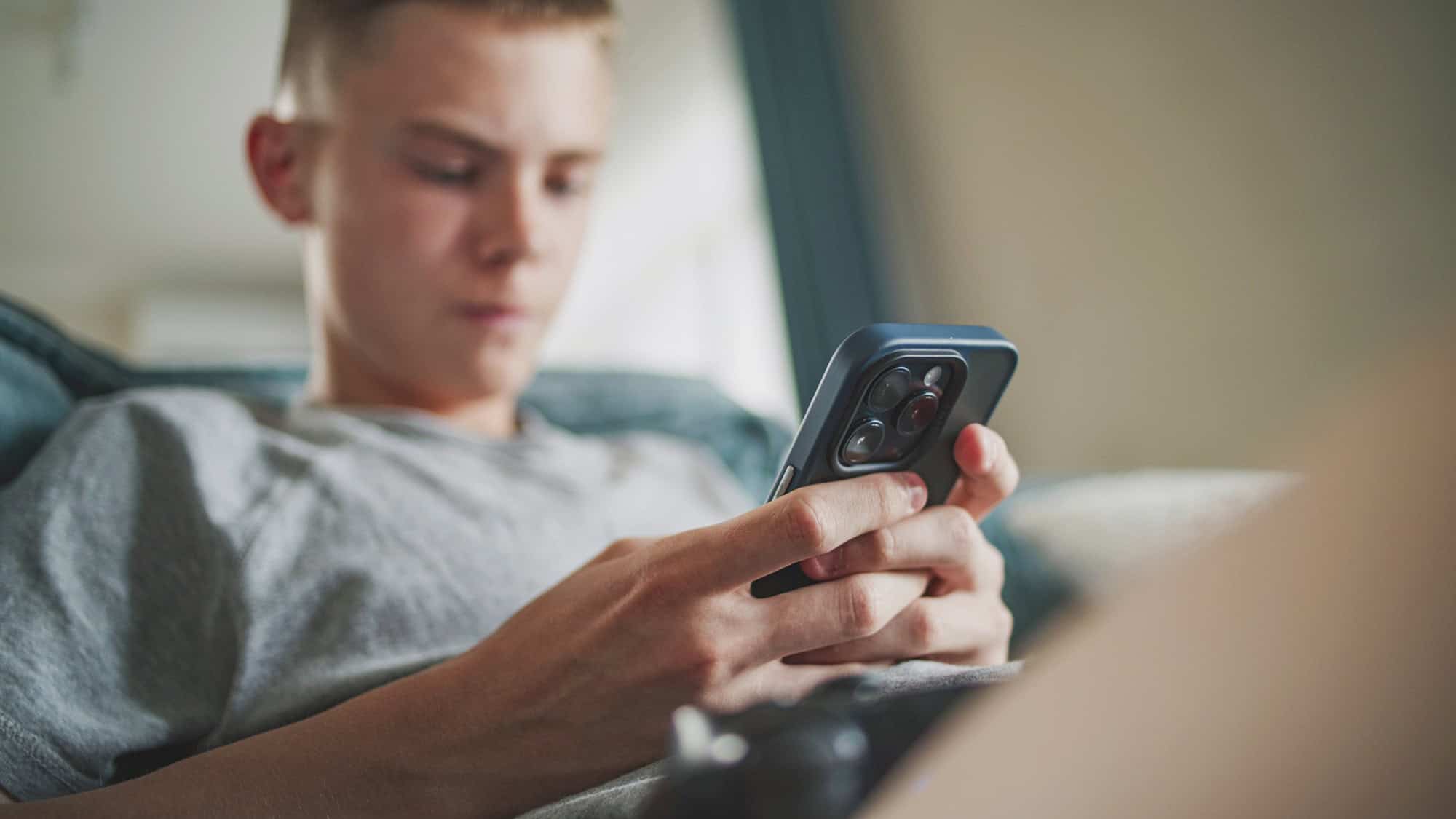 Julgamento histórico nos EUA pode responsabilizar redes sociais por danos a jovens