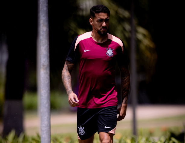 Corinthians reforça tradição de contar com campeão nacional no elenco com retorno de Matheus Pereira