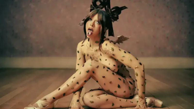 Melanie Martinez inaugura nova fase com o lançamento de POSSESSION