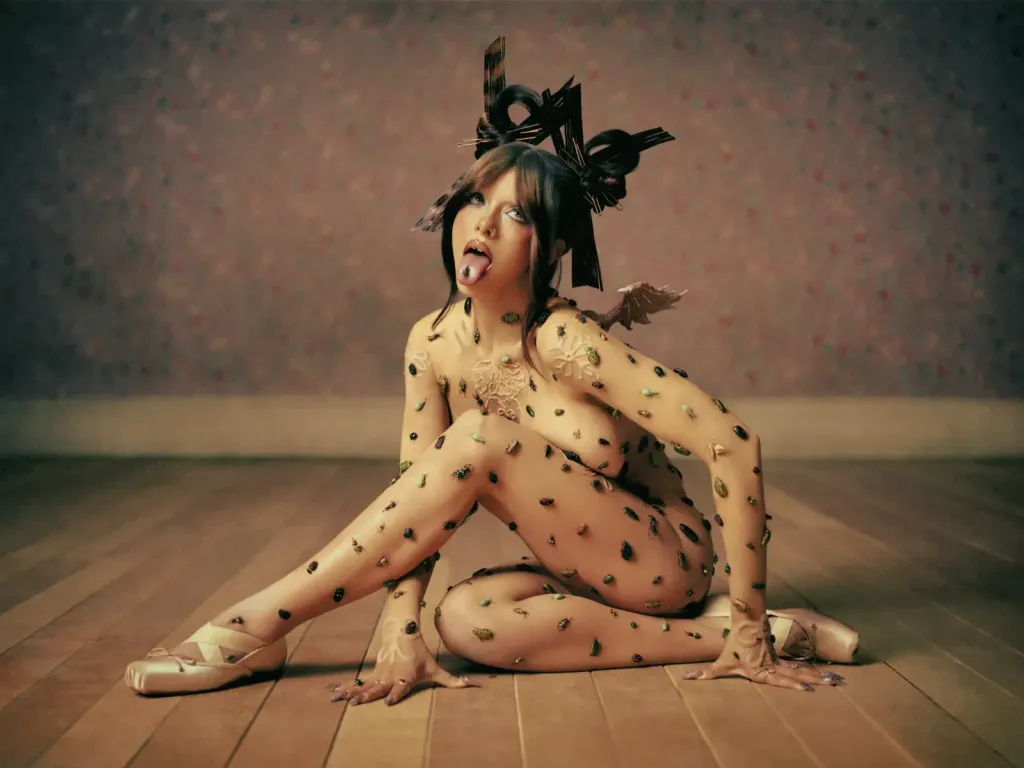 Melanie Martinez inaugura nova fase com o lançamento de POSSESSION