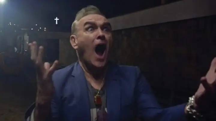 Morrissey anuncia novo álbum de inéditas “Make-Up Is A Lie”