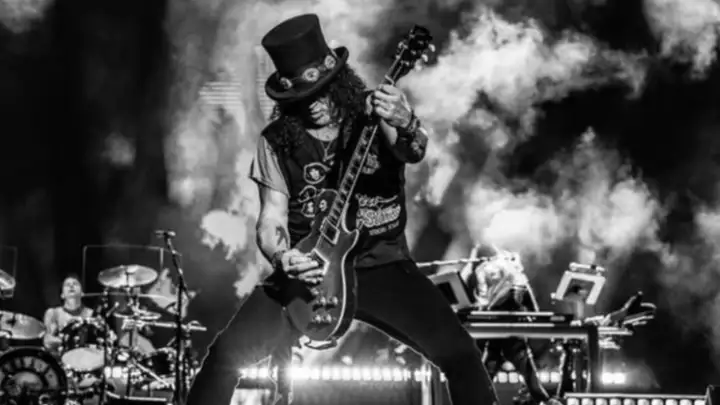 Slash garante que próximo disco do Guns N’ Roses terá material totalmente inédito