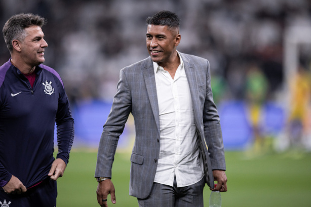 Paulinho confirma convite do Corinthians para integrar diretoria de futebol