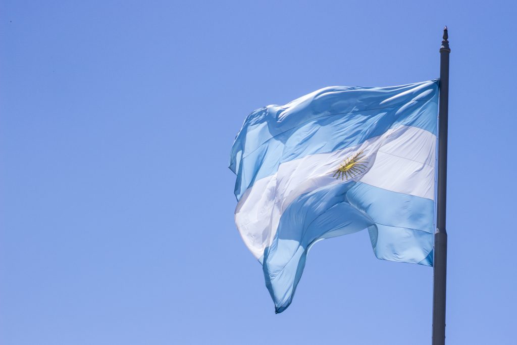 Argentina registra segundo ano consecutivo de superávit fiscal em 2025