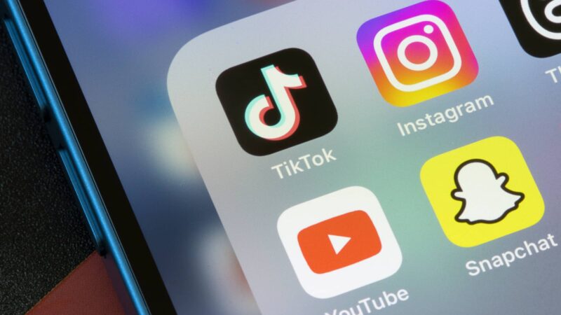 TikTok encerra participação em processo sobre vício de jovens em redes sociais