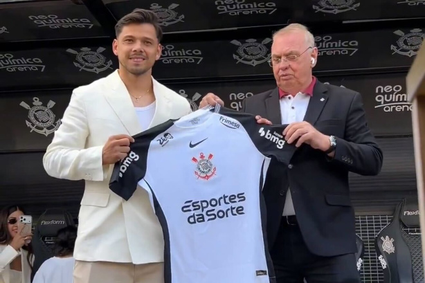 Corinthians faz homenagem a Romero antes da estreia na Neo Química Arena