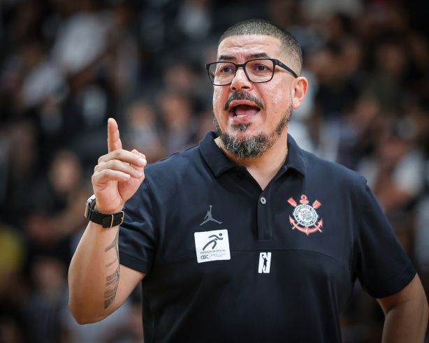Corinthians tenta melhorar retrospecto como visitante diante do Flamengo no NBB