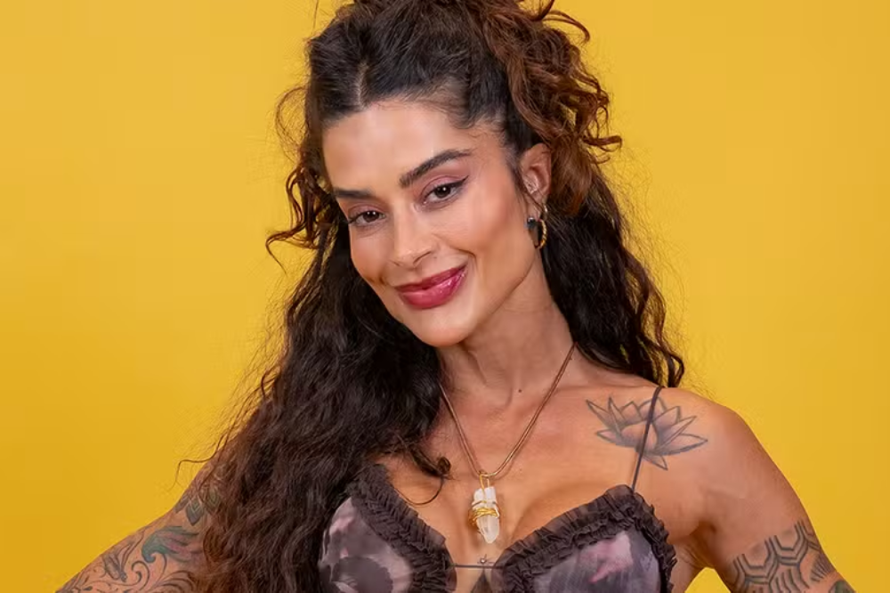Aline Campos explica mudança de nome artístico após estreia no BBB26
