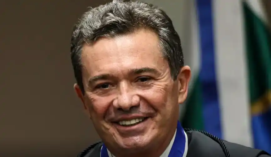 Presidente do TCU se reúne com Galípolo e diretores do BC após impasse sobre Banco Master