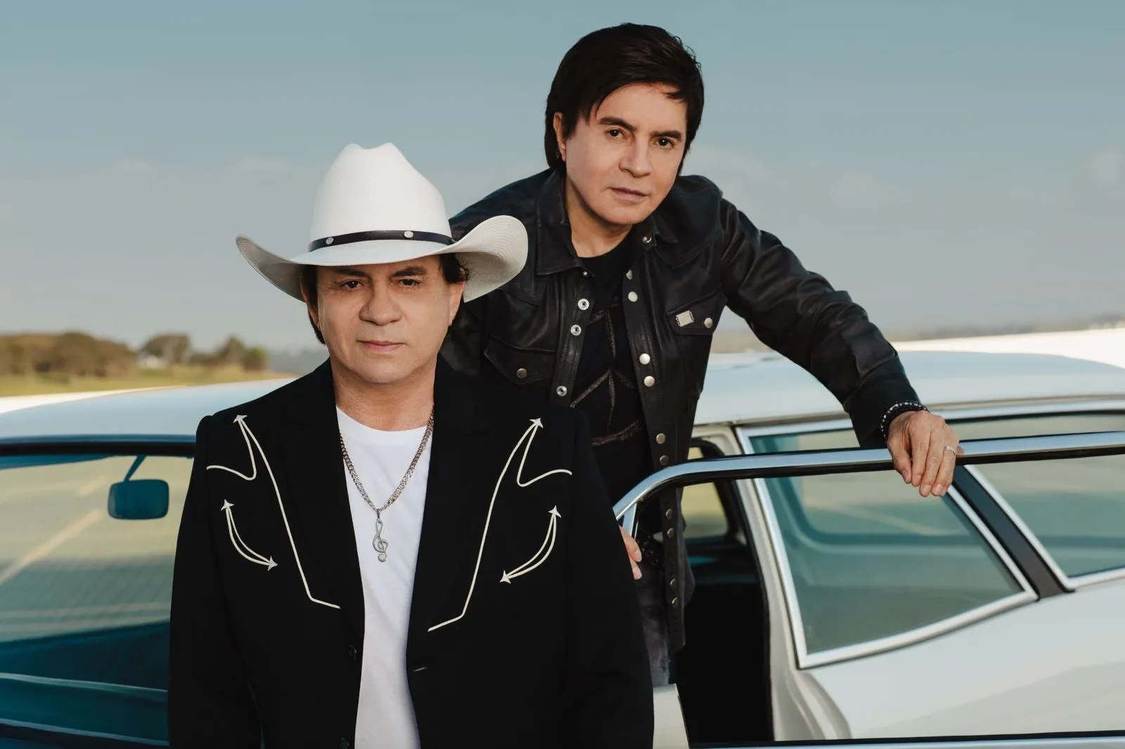 Chitãozinho & Xororó gravam música inédita para trilha de “Coração acelerado”