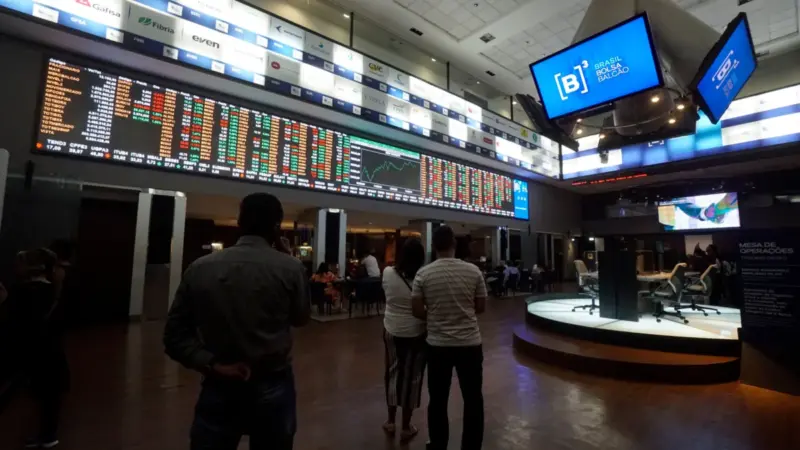 Ibovespa supera 190 mil pontos pela primeira vez após Suprema Corte dos EUA anular tarifas de Trump