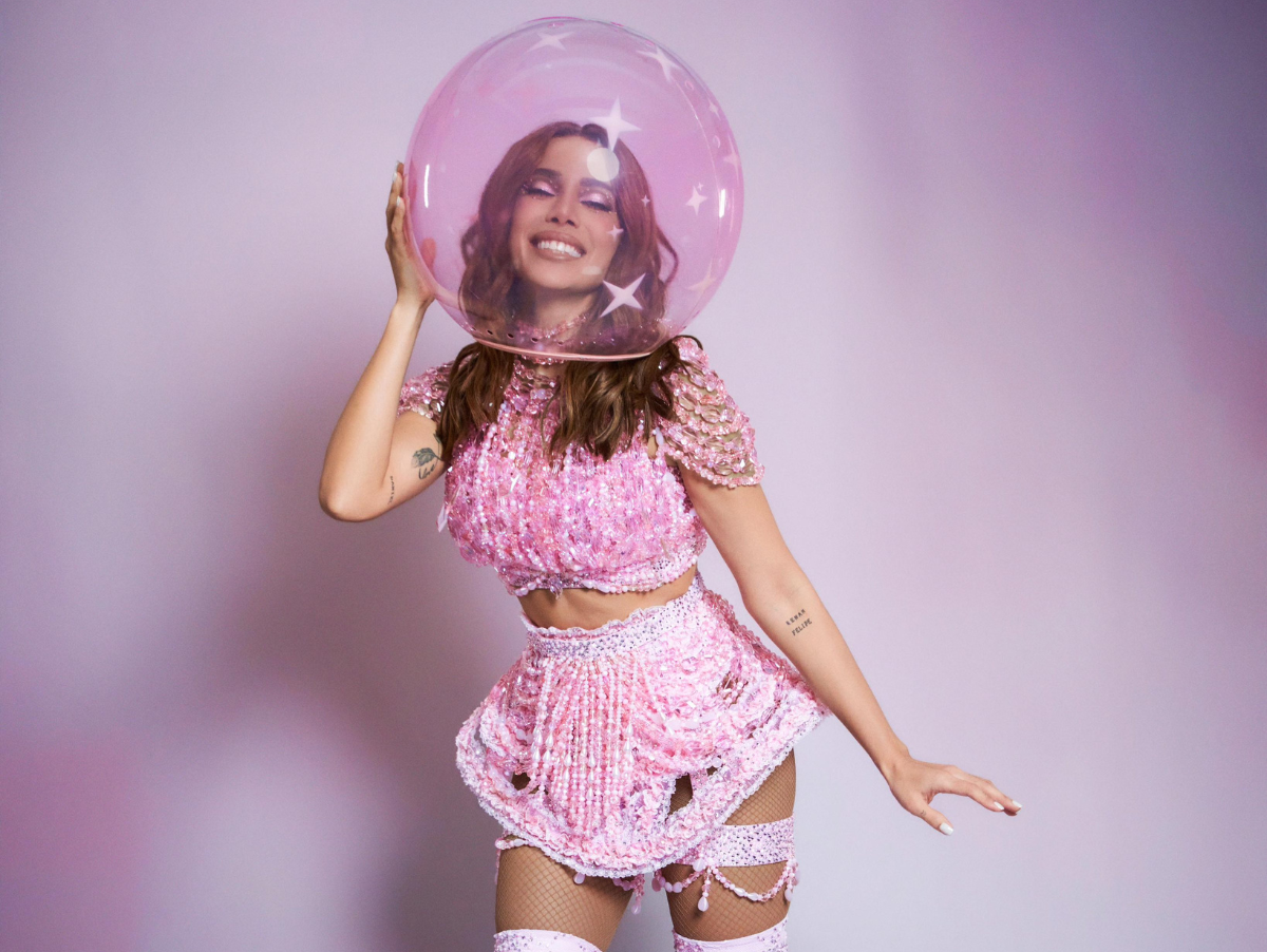 Anitta estreia música inédita “Pinterest” em show em Belo Horizonte