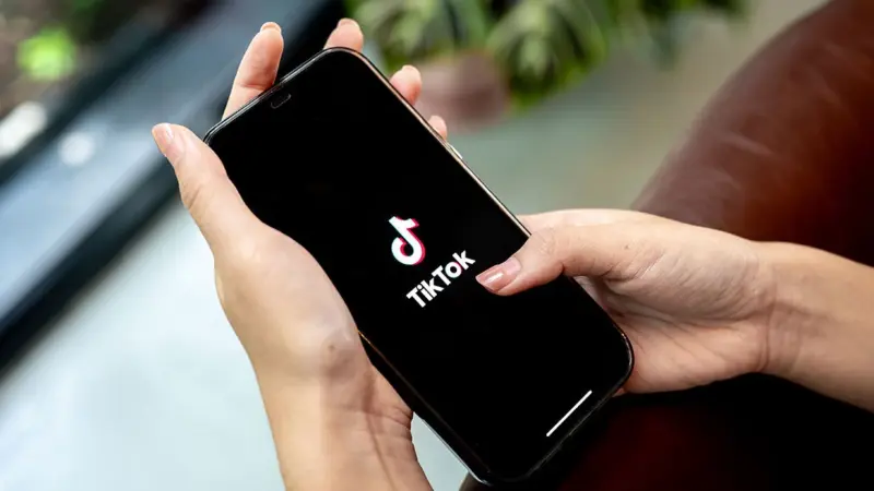 Impactos das mudanças no algoritmo do TikTok para anunciantes nos EUA