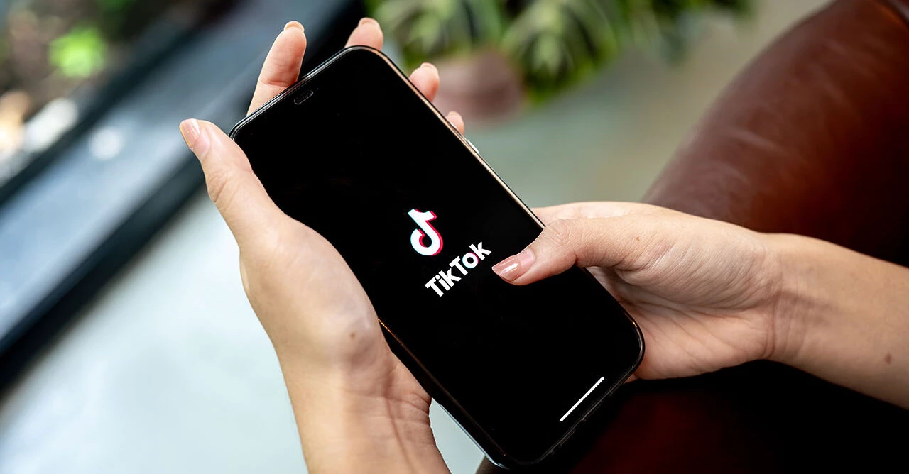 Impactos das mudanças no algoritmo do TikTok para anunciantes nos EUA