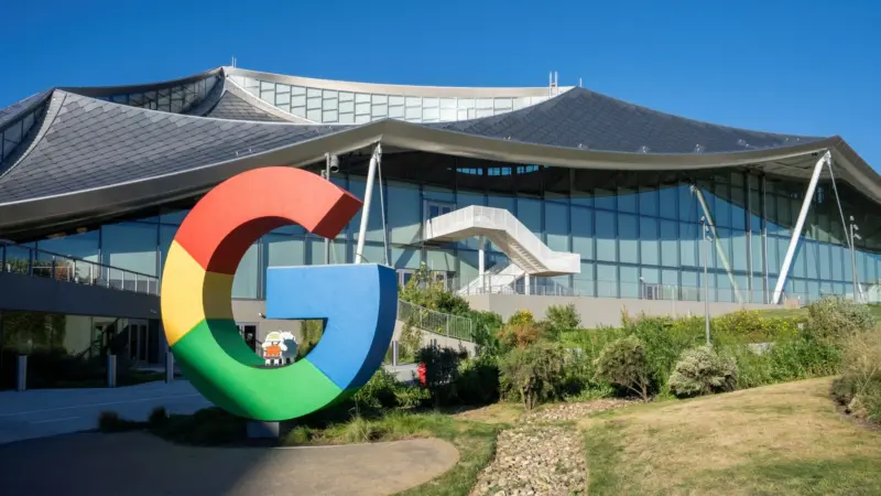 Funcionários do Google exigem fim das parcerias com o ICE