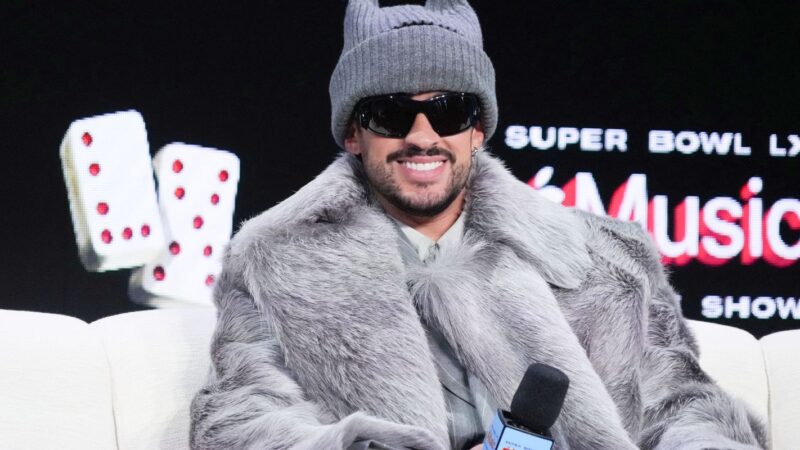 Bad Bunny será atração do show de intervalo do Super Bowl 2026
