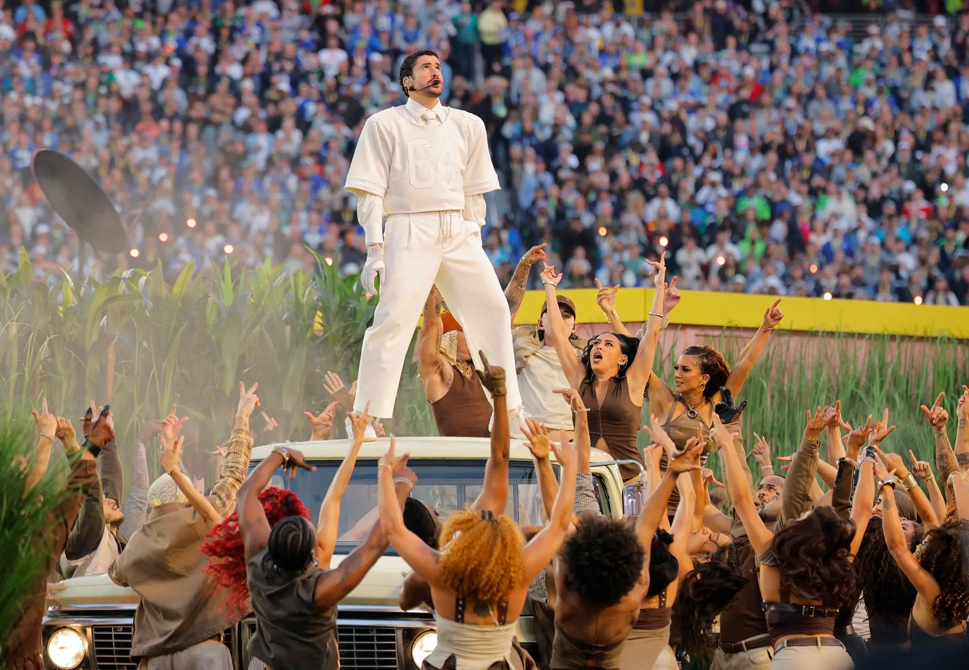 Cachê simbólico de Bad Bunny no Super Bowl foi de apenas US$ 1.000