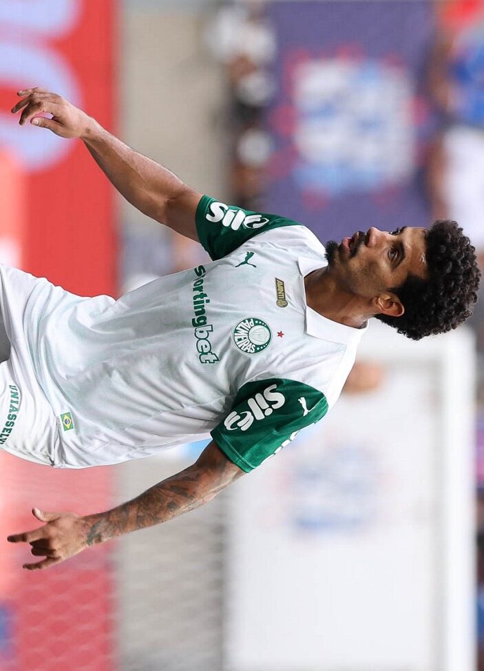 Lucas Evangelista: como foi a temporada do meio-campista no Palmeiras?