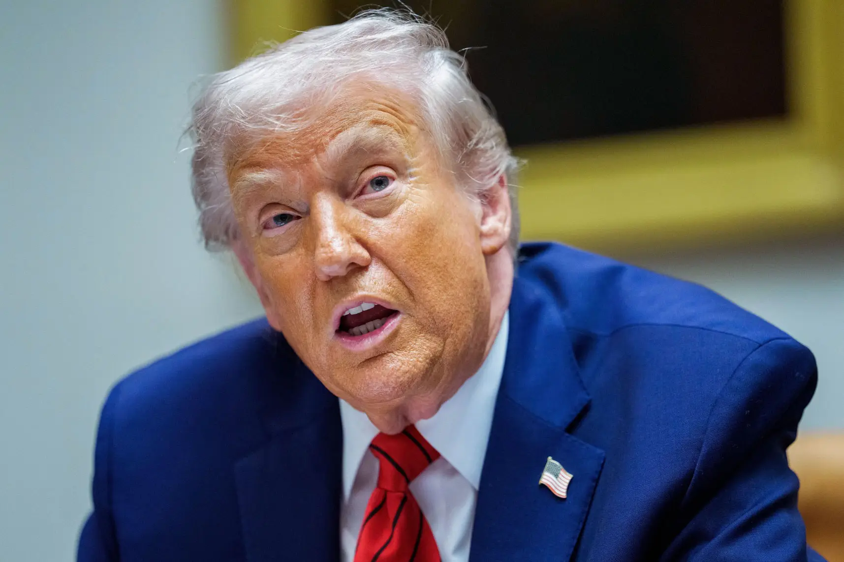 Trump anuncia nova tarifa global de 10% e promete usar Seções 122 e 301 para manter medidas comerciais