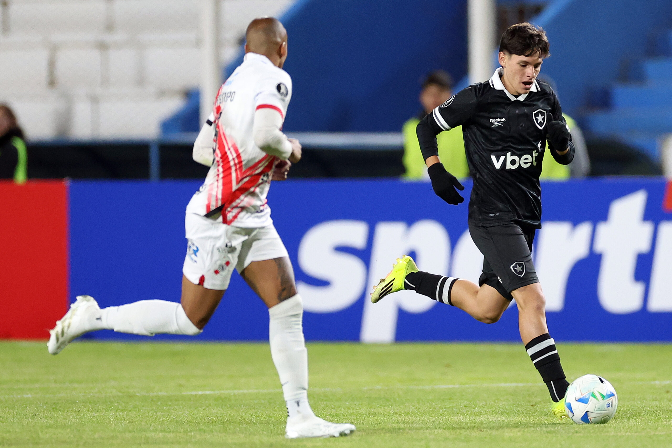 Botafogo perde para o Nacional Potosí em Potosí na ida da Pré-Libertadores