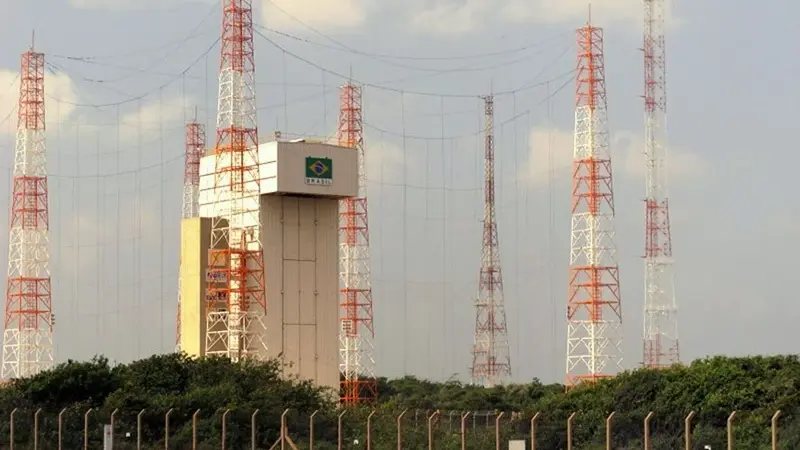 Entenda como por irregularidade, governo cancela projeto brasileiro de foguete para satélites