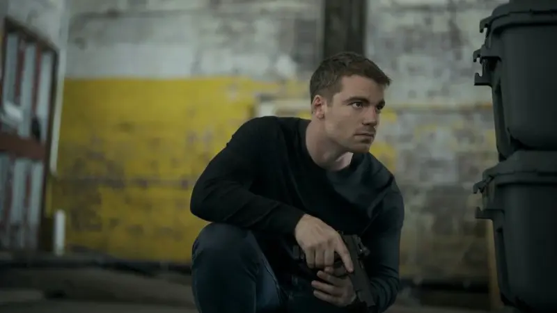 Agente Noturno: terceira temporada tem 10 episódios e leva 8h39 para ser vista inteira