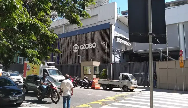 Lei em SP restringe poder de condomínios de vetar carregadores para veículos elétricos