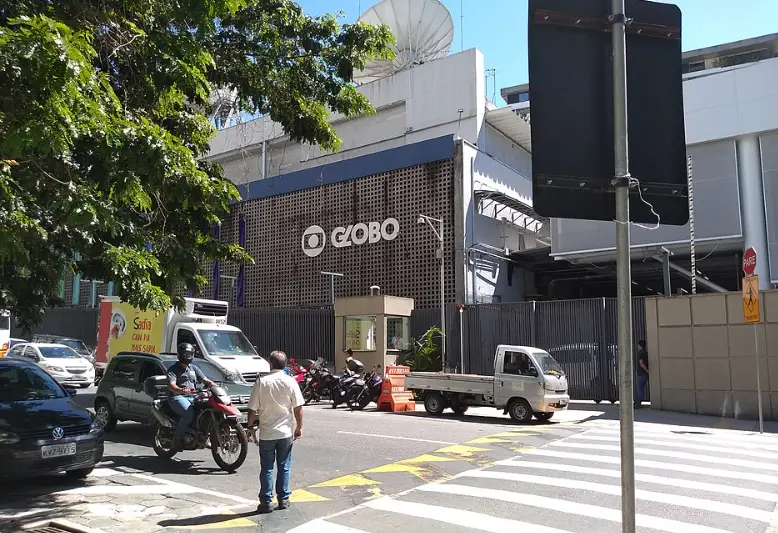 Lei em SP restringe poder de condomínios de vetar carregadores para veículos elétricos