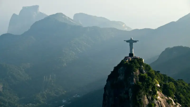 The Economist alerta economias globais sobre risco de ‘brasileirização’ financeira
