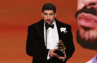 Bad Bunny retoma liderança do Spotify Global com “DtMF” após vitória no Grammy 2026