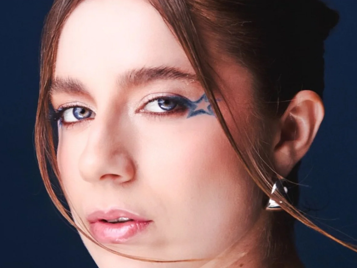 GIANA detalha estética e sonoridade de “FELÍDIA”, álbum que marca sua estreia no pop