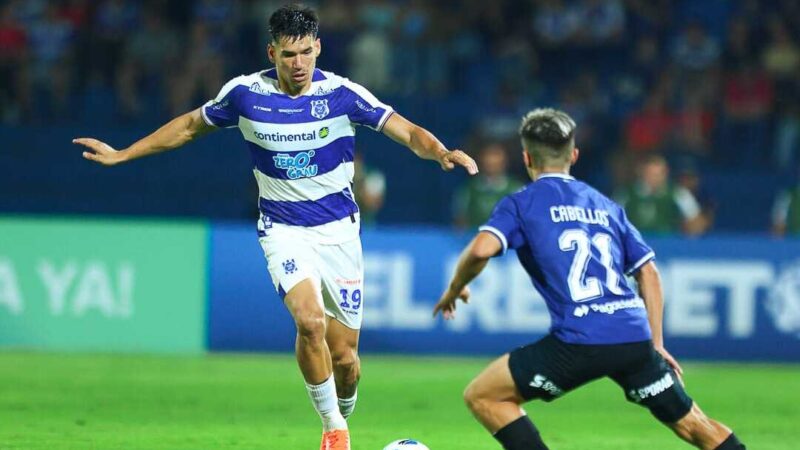 2 de Mayo e Sporting Cristal empatam em 2 a 2 em jogo de ida da Pré-Libertadores